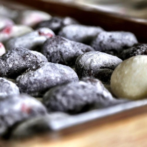 Nick's tradition of making mochi takes a "chocolate turn" this year!