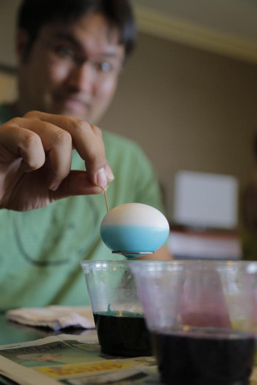 Nick captures this shot of Mark dying eggs!